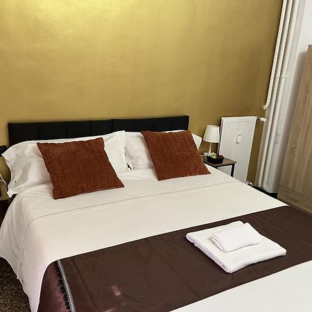 Genova Gold Rooms Zewnętrze zdjęcie