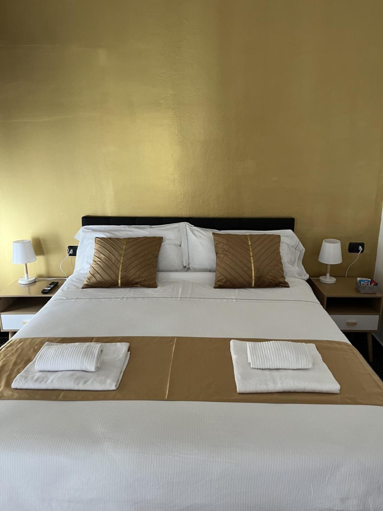 Genova Gold Rooms Zewnętrze zdjęcie