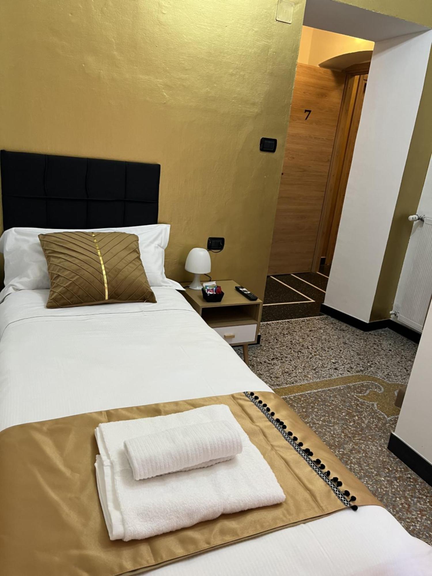 Genova Gold Rooms Zewnętrze zdjęcie