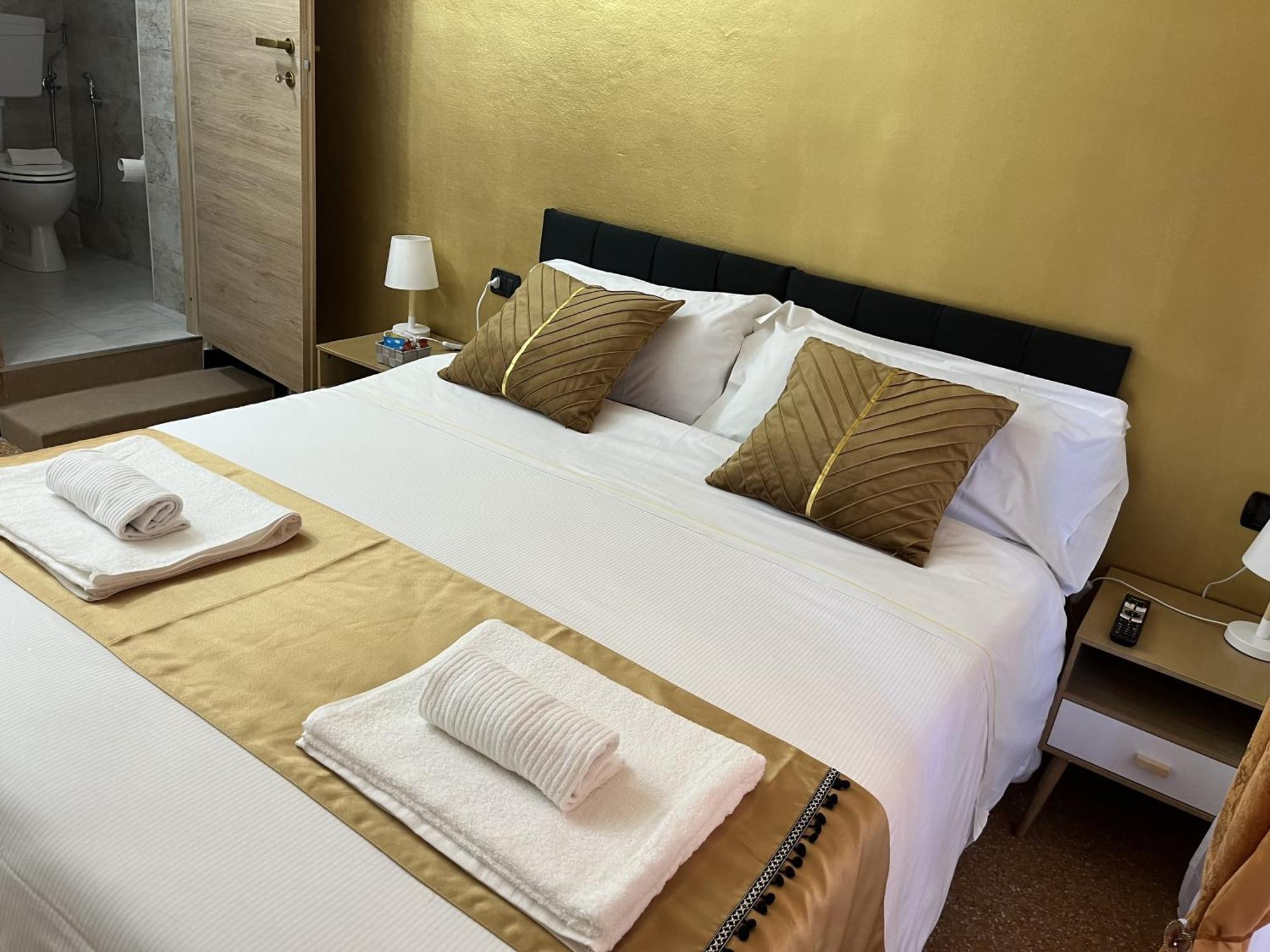 Genova Gold Rooms Zewnętrze zdjęcie